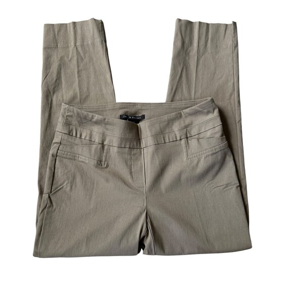 Zac & Rachel tan flat front khaki cropped stretchy pull on pants women's size 6 - Picture 4 of 6
